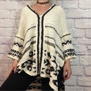 NWOT Anthropologie ‘Margot’ fringed coin oversized bohemian poncho sweater